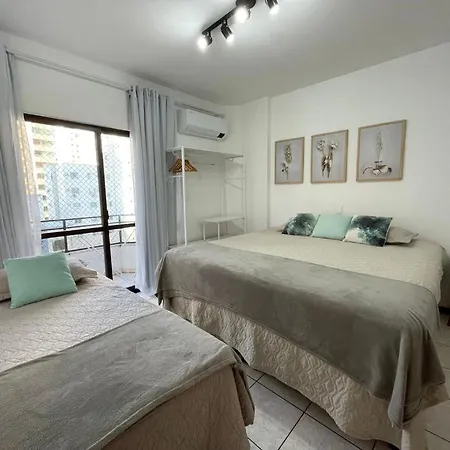 Aconchegante Apartamento No Centro Em Balneario Camboriu Sc Exterior photo